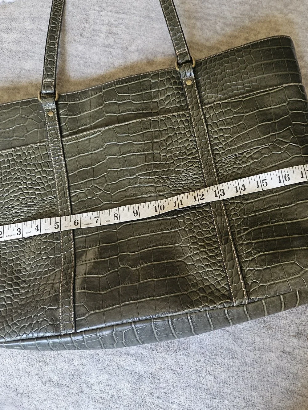 Worthington croc embossed olive green travel laptop bag